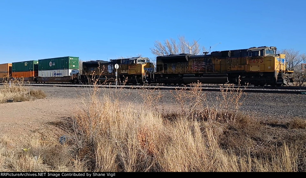 UP 8493